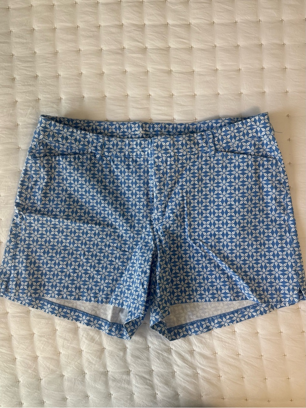 Old Navy Blue Geometric Women’s Pixie Shorts
